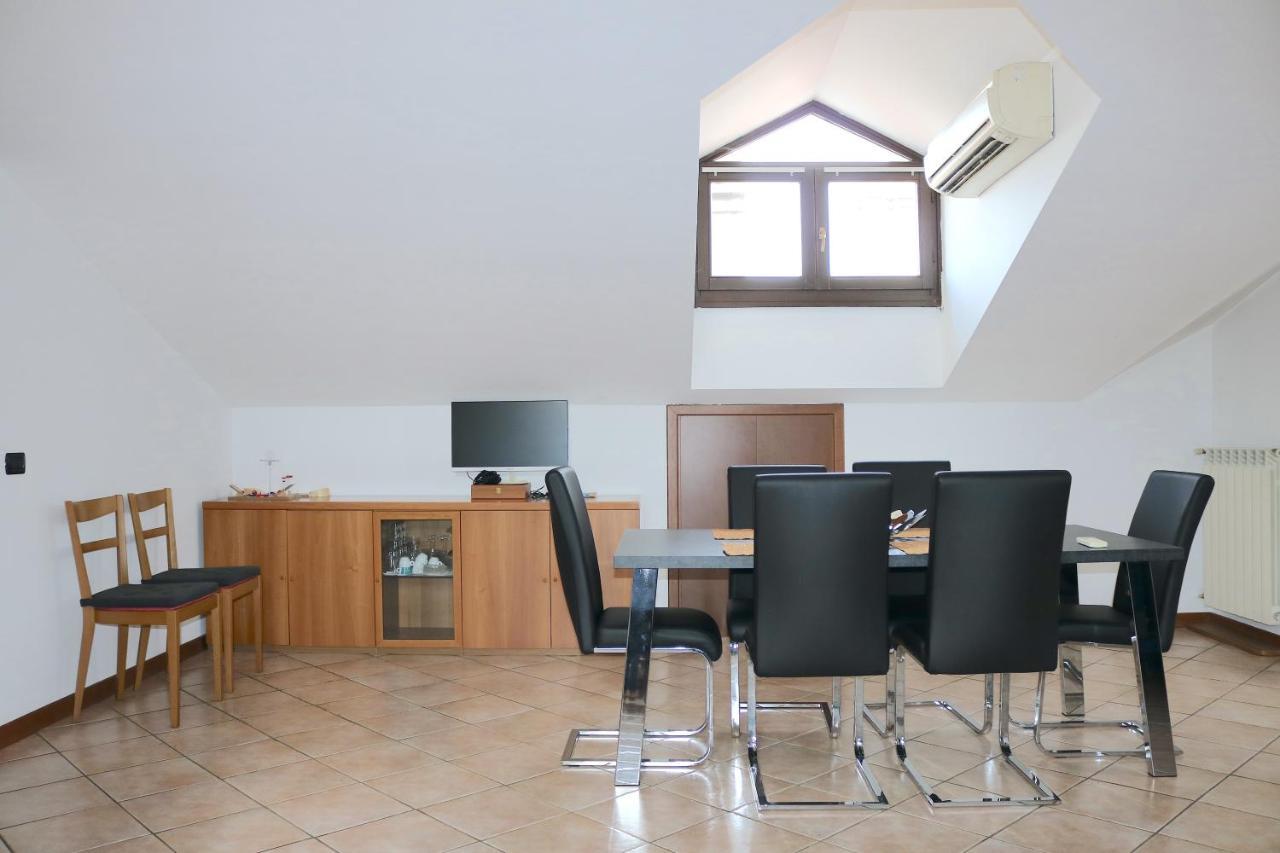 קורסיקו Lovely Apartment Near Canal - Via Foscolo מראה חיצוני תמונה